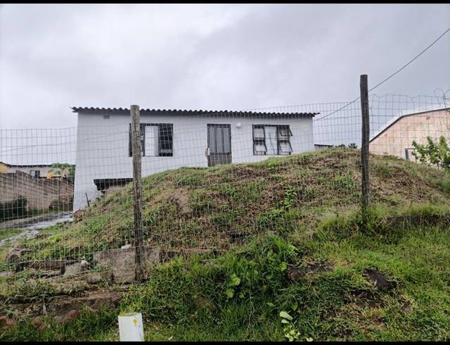 2 BEDROOM HOUSE FOR SALE IN KWANDENGEZI